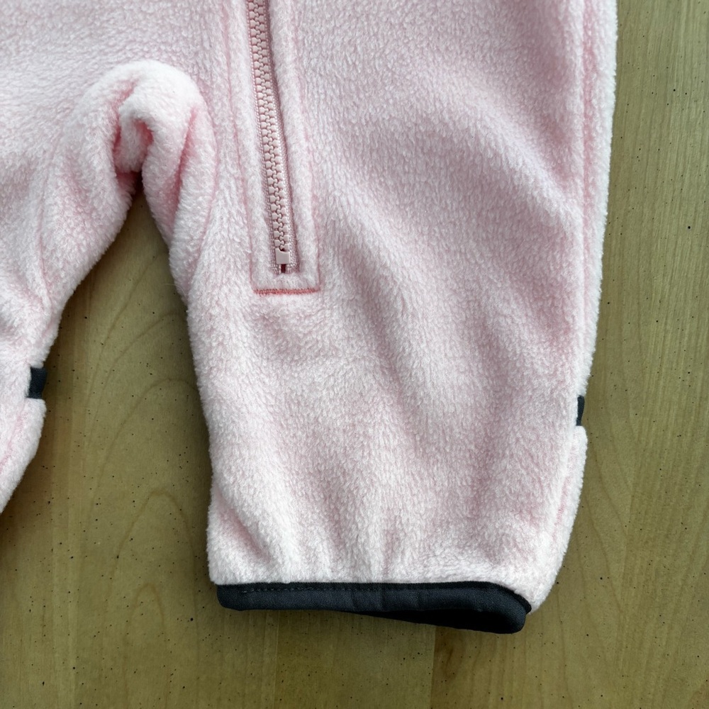 COLUMBIA Infant Fleece Snowsuit. Pink with Gray Trim. Size 0-3 Months. - Picture 5 of 12